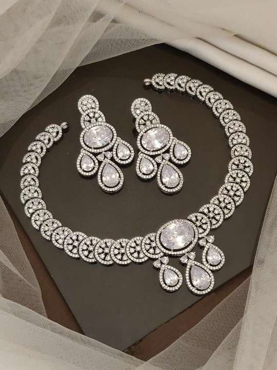 Nora American Diamond Silver Necklace Set