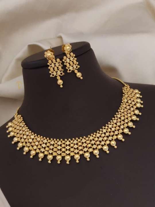 Swati Premium Forming Necklace Set